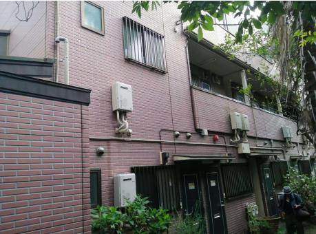 壱番館　201号室